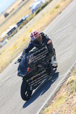 media/Oct-15-2023-TrackXperience (Sun) [[85198ff50b]]/Group 3/session 4 turn 3/